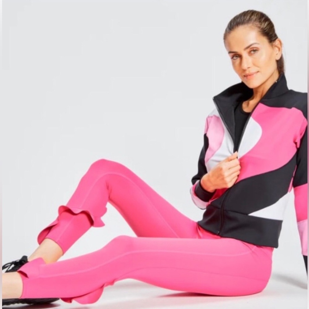 Urban Savage Women’s Berry Pink Ruffle Active Leggings Size Small